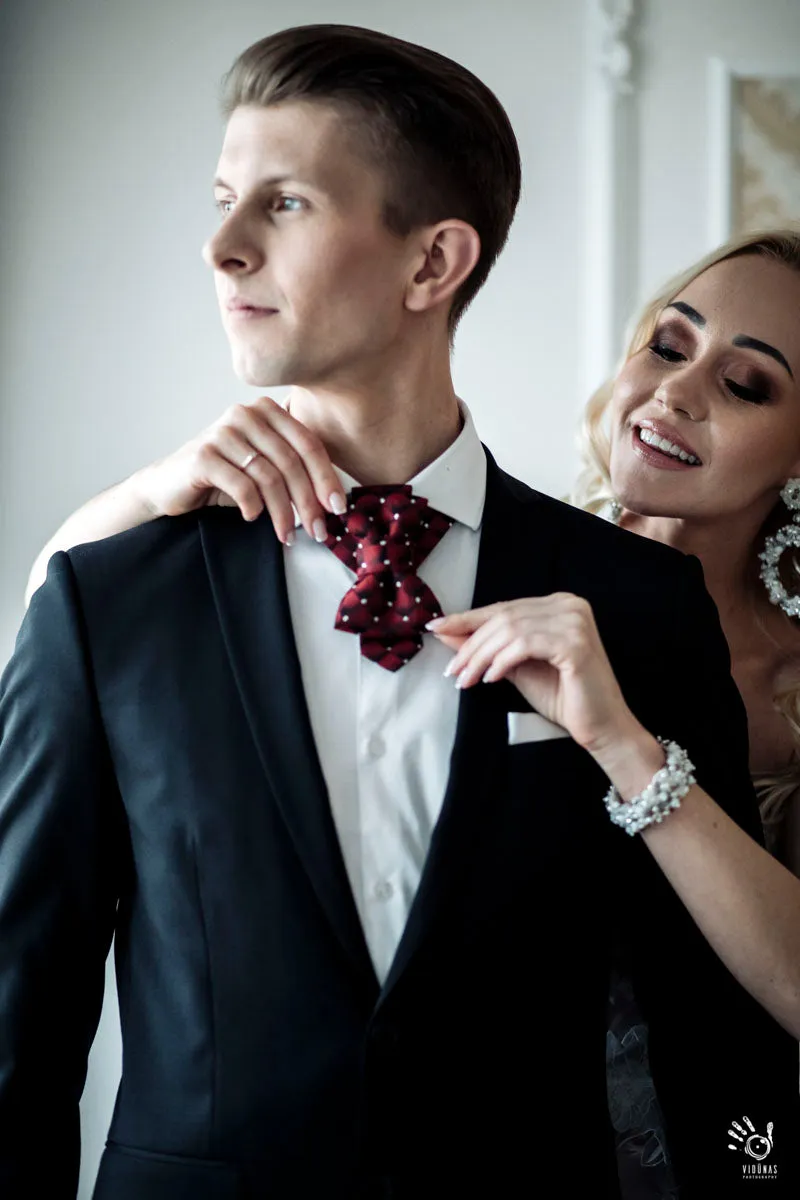 BURGUNDY BOW TIE "BURGUNDY DIAMOND"