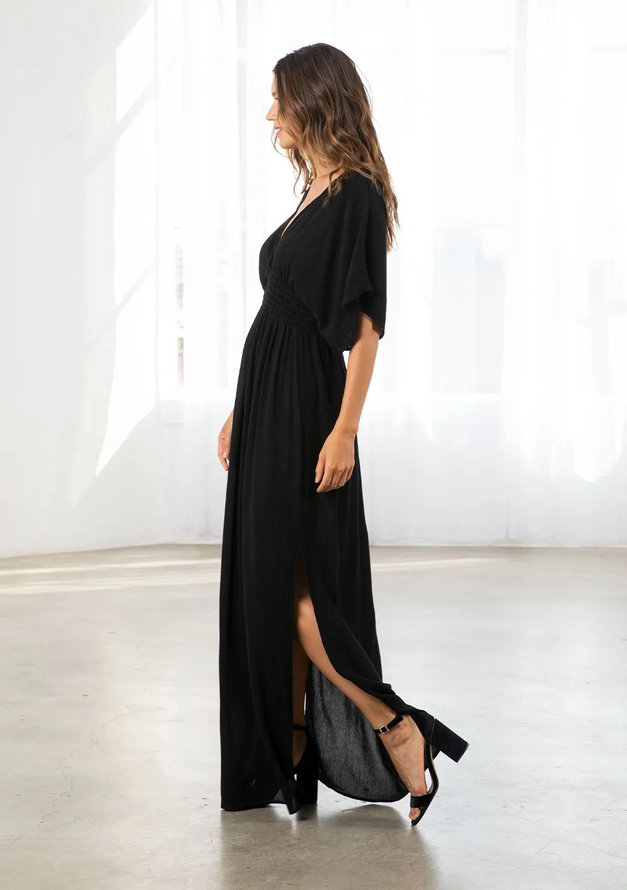 KIMONO SLEEVE MAXI DRESS (BLACK)